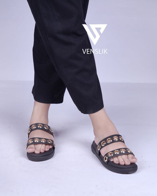 OUTDOOR BLACK
