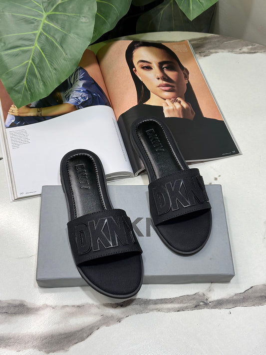 D K N Y WILLOW BLACK
