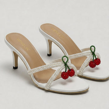 CHERRY WHITE