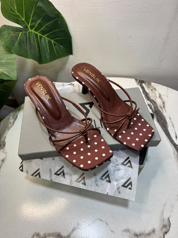 POLKA DOT BROWN